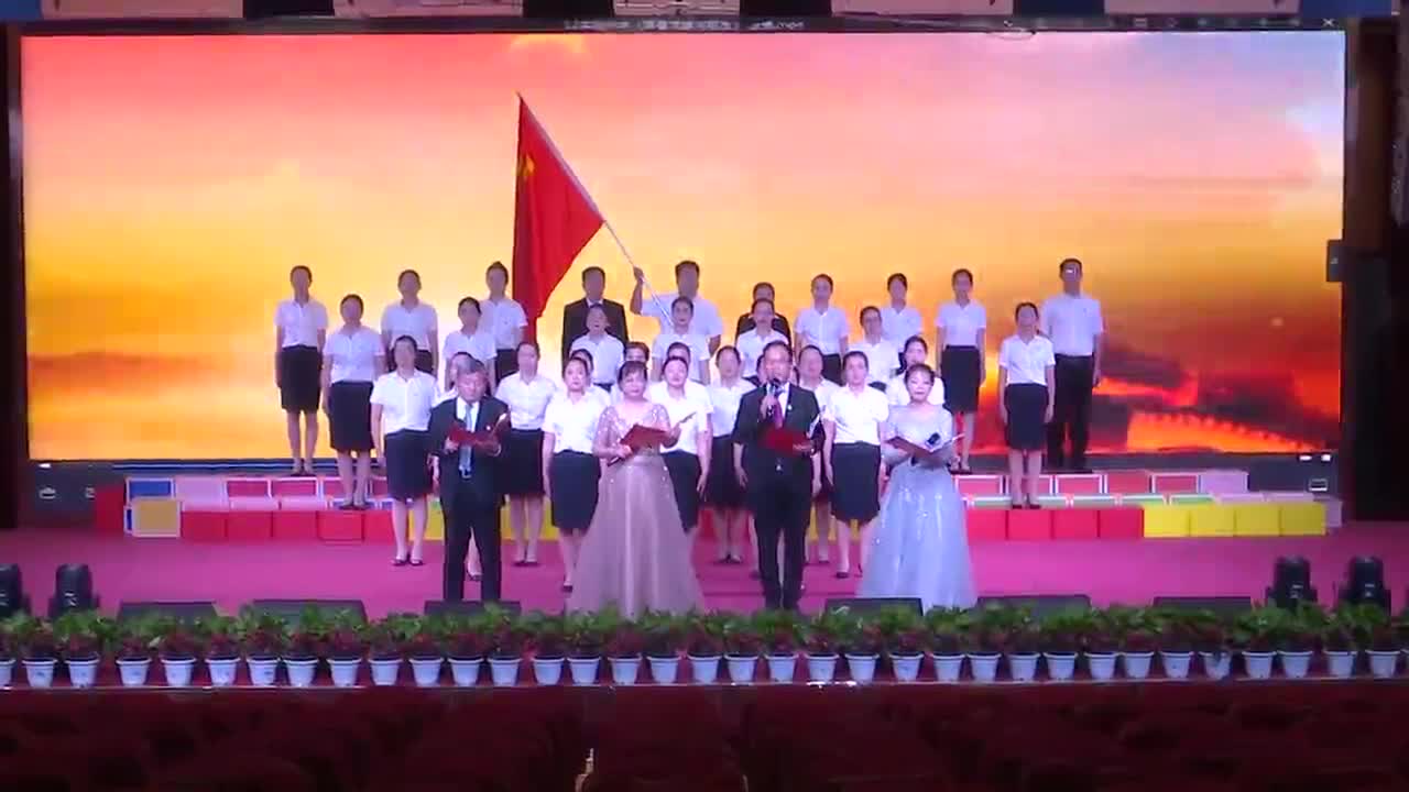 实验中学｜经典诵读《传承红色经典 庆祝建党百年》