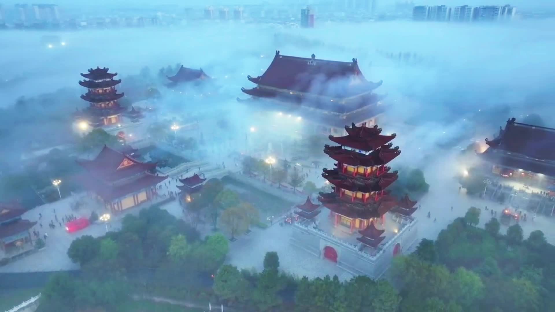 南海禅寺：倚楼听风雨 淡看江湖路
