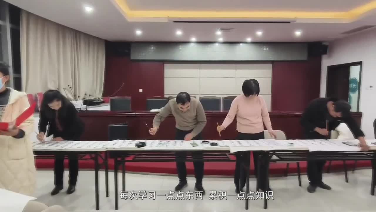 在职工夜校绽放多彩人生