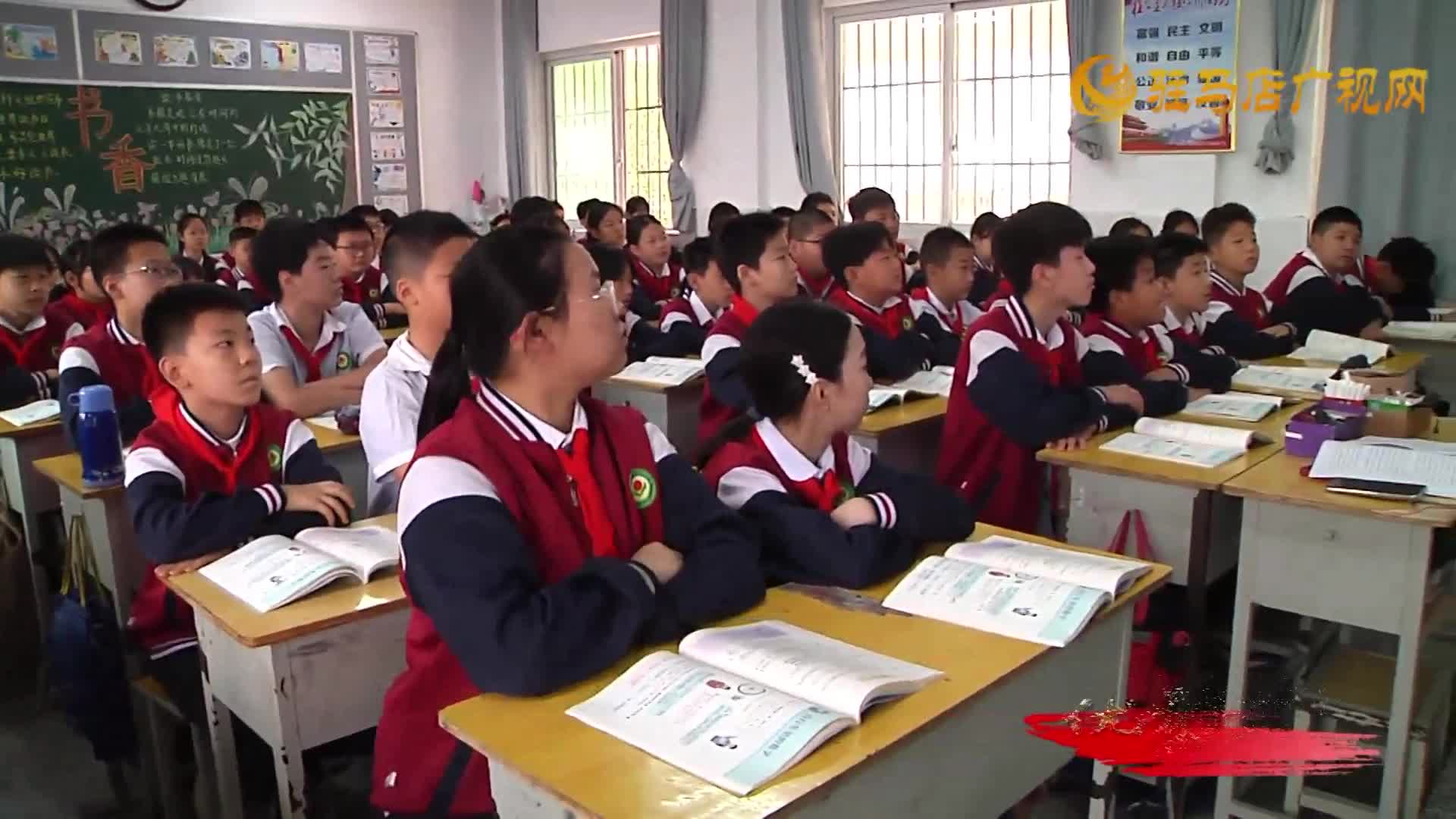 馮丹：以愛(ài)為舟 以智領(lǐng)航