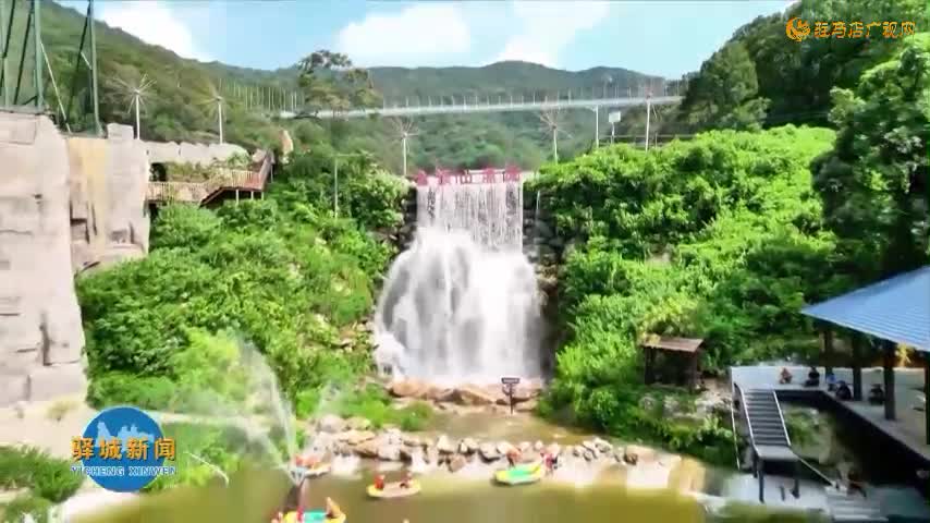 乘風破浪！金頂山峽谷漂流成消暑“頂流”