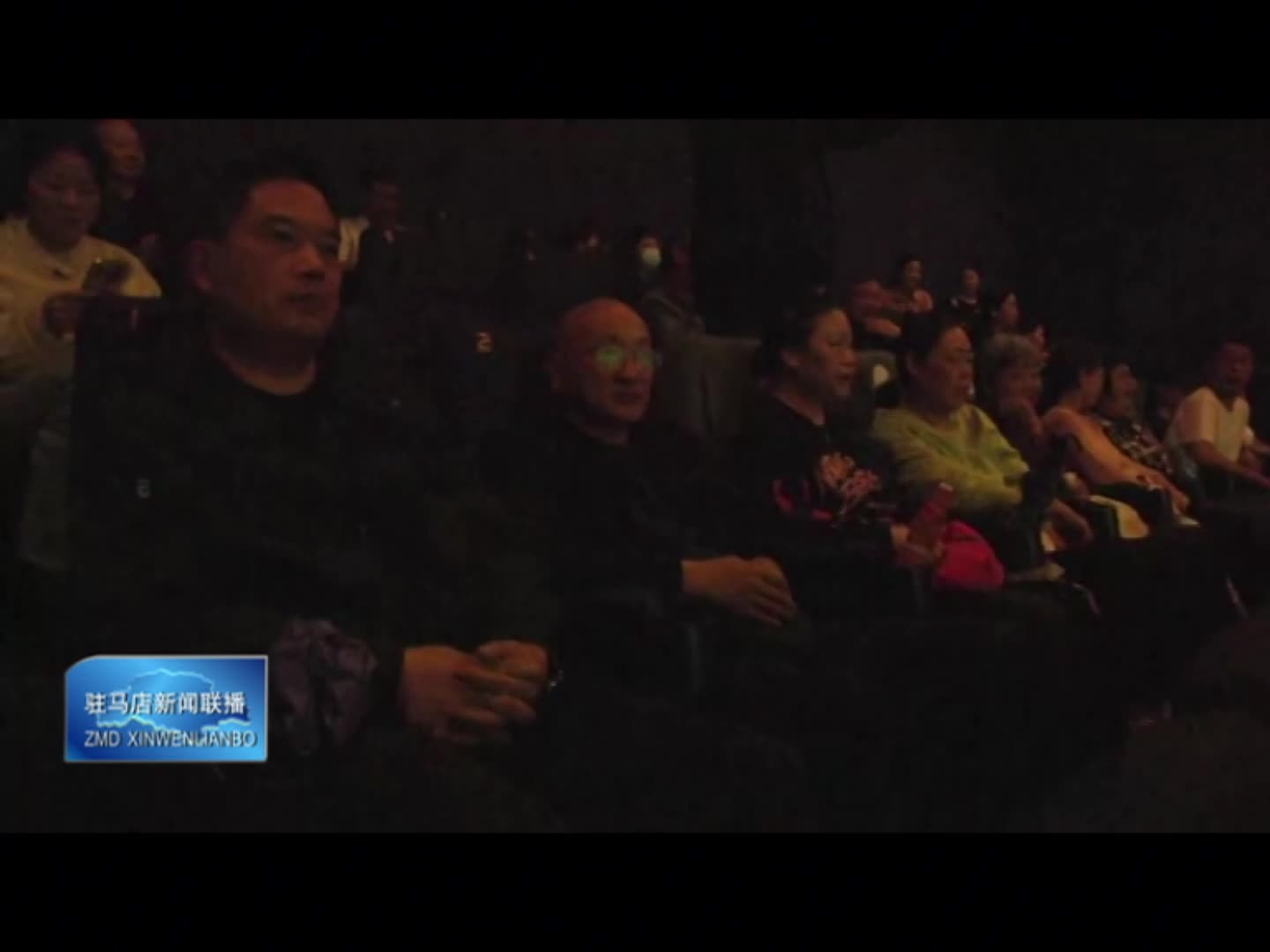 我市各地開展觀影主題黨日活動（正陽）