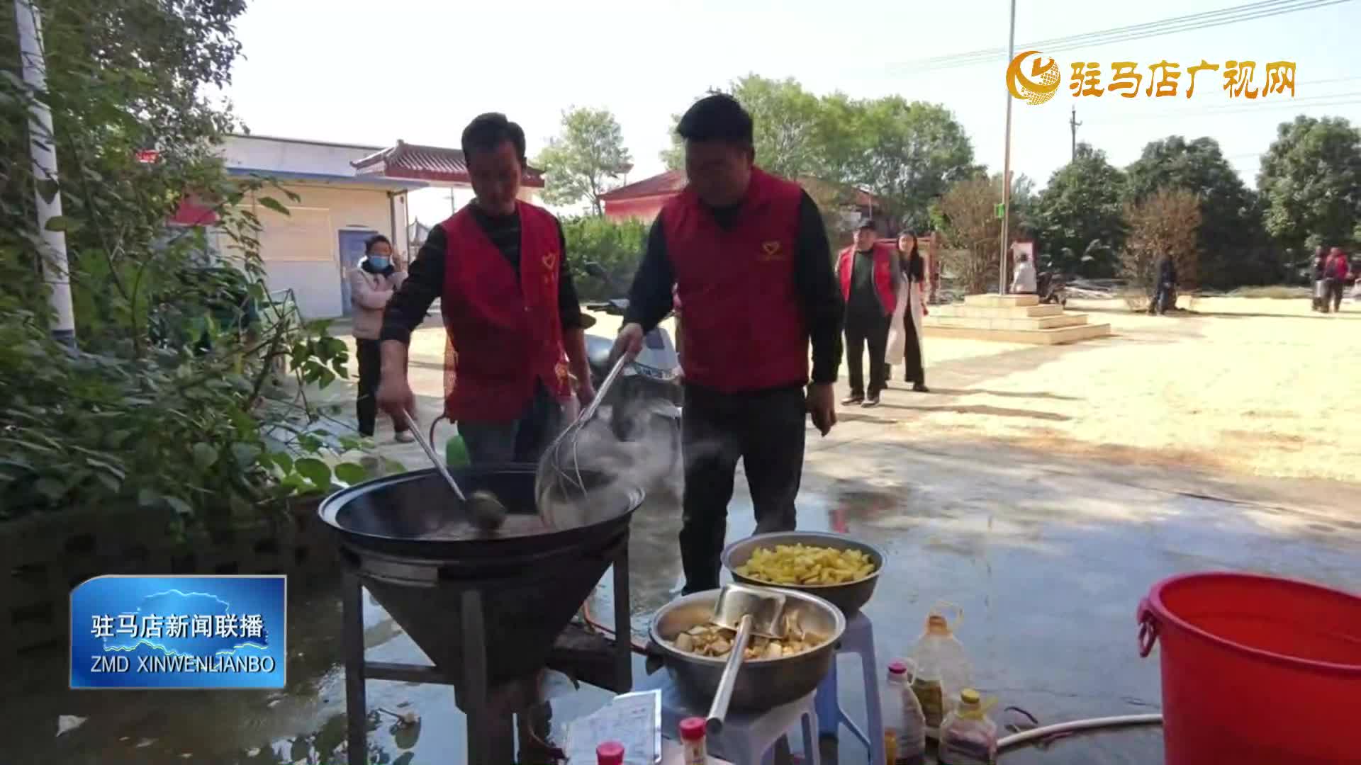 驛城區(qū)水屯鎮(zhèn)趙橋村：黨員干部服務(wù)秋收保糧安