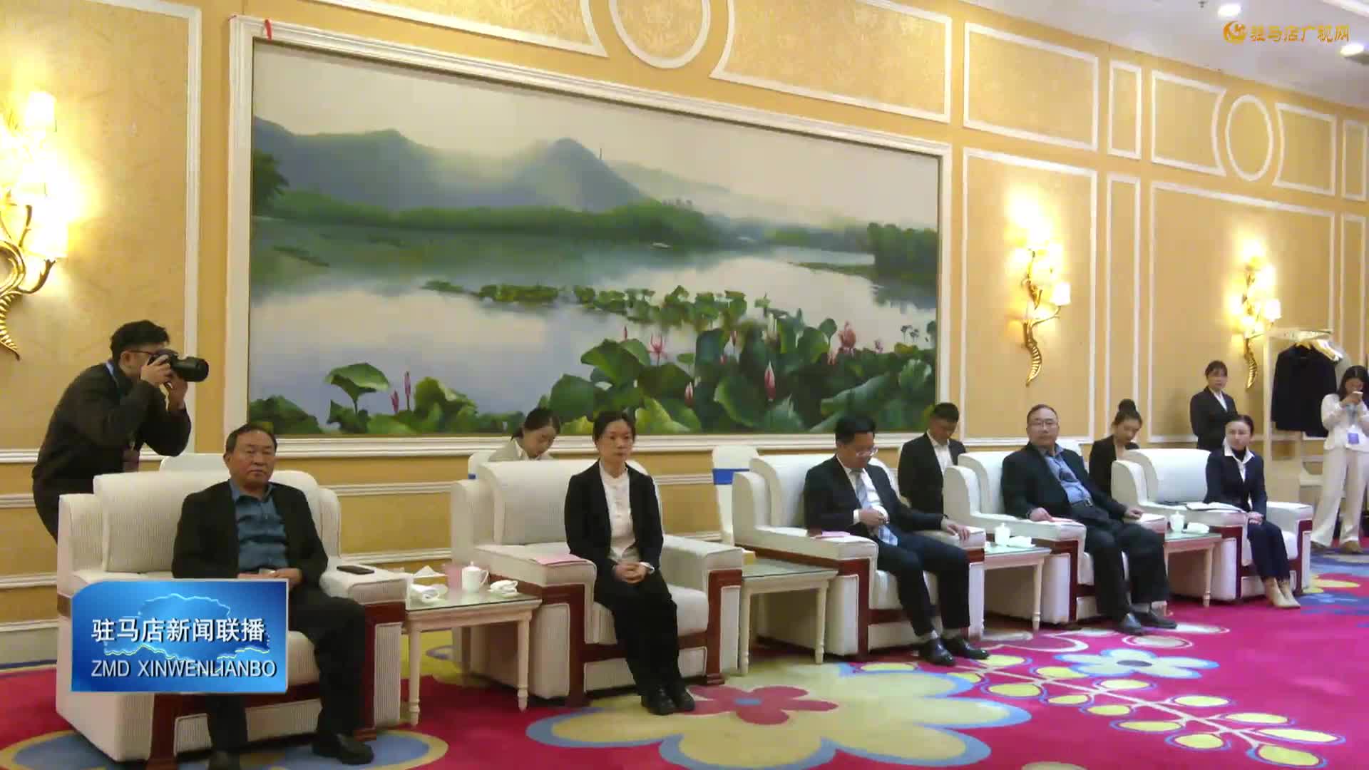 市领导会见境外参会嘉宾