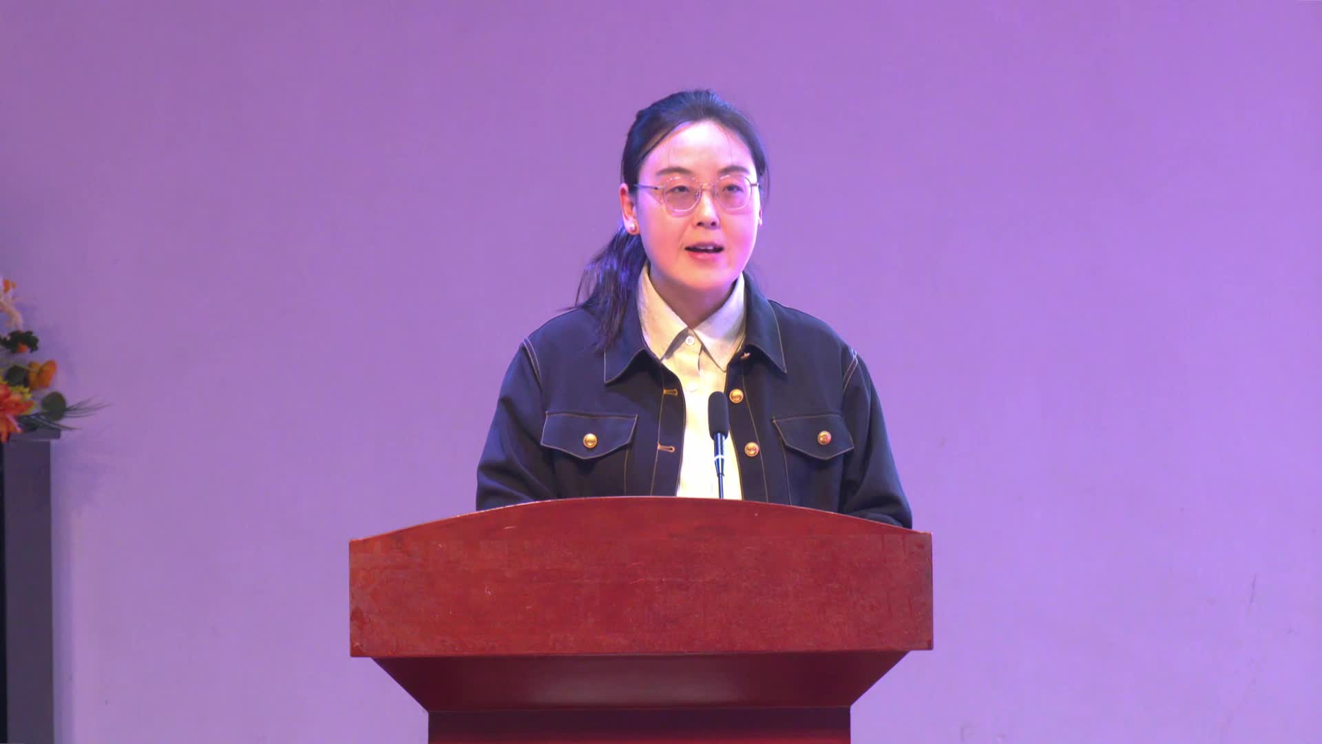 驻马店市“弘扬践行教育家精神”优秀教师巡回报告会—上蔡县第一高级中学教师：任晓维