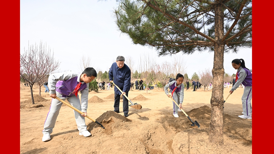 党和国家领导人参加首都义务植树活动